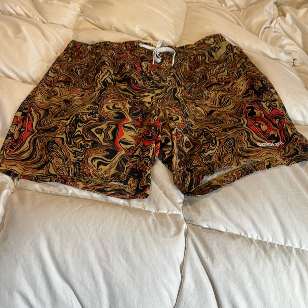 Bamboo Ave Shorts
